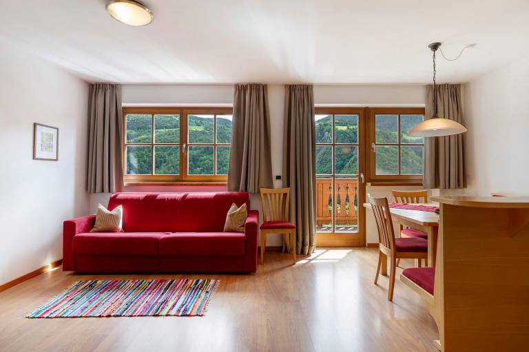 Apartment 'Hans Kompatscher' with Mountain View, Shared Terrace and Wi-Fi — photo 2