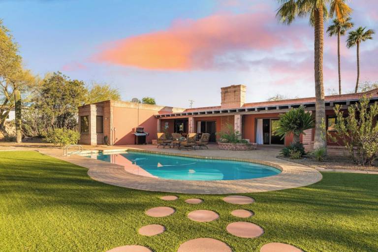 House  Orange Grove Estates