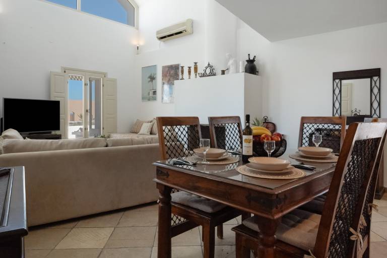 Villa 'Golden Horizon' with Sea View, Wi-Fi and Air Conditioning — photo 5