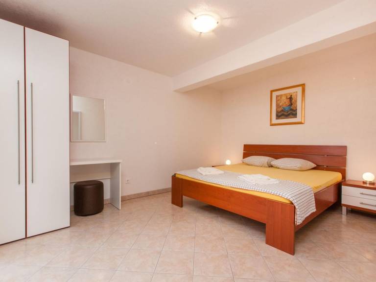 Appartment mit Pool und Whirlpool, Okrug Gornji — photo 3