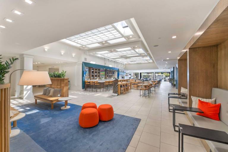 Hilton Irvine Orange County Airport — photo 2