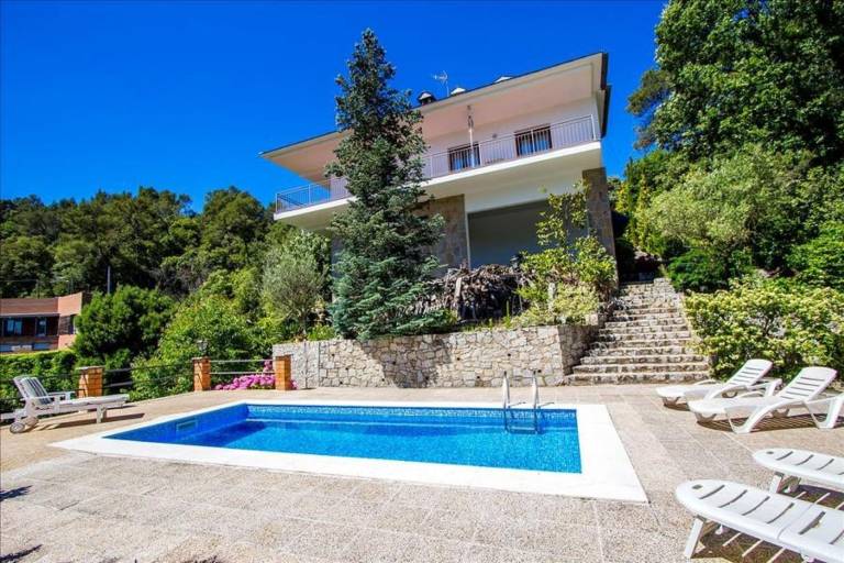 Villa  Matadepera