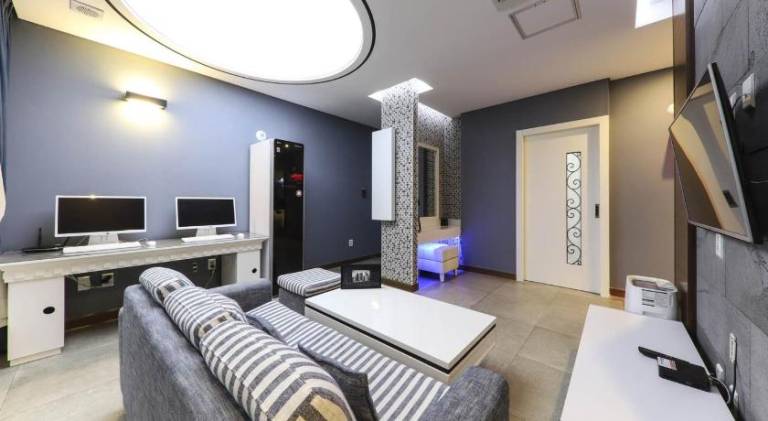 Urban Stay Hotel — photo 4