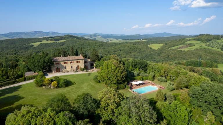 Child-friendly villa with yard, grill & private pool | Garden view | Perfect for remote work | Dogs allowed — photo 2