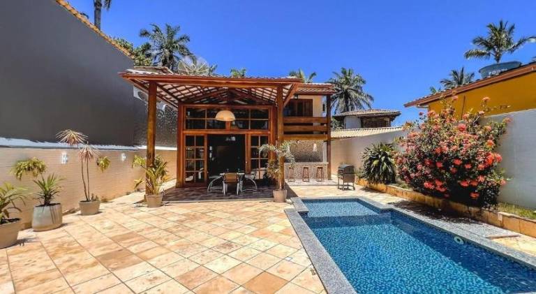 Vacation home with pool in Itacaré