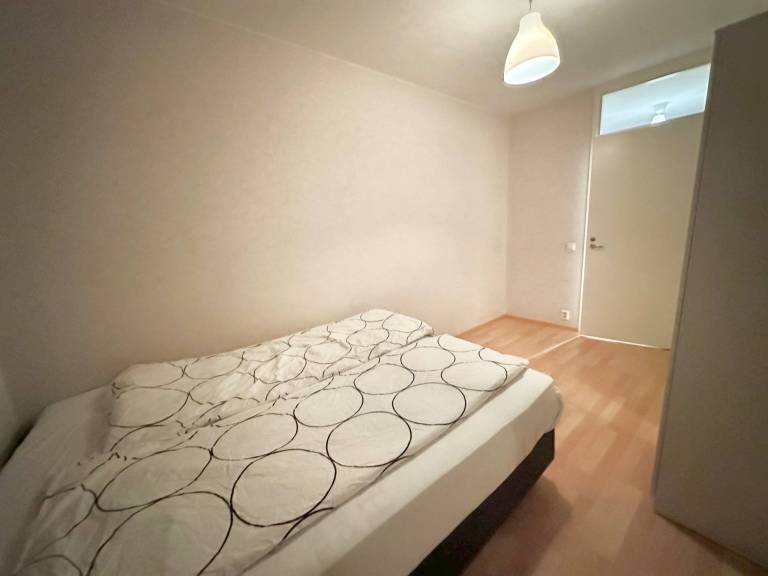Rental apartment with hot tub | City view — photo 2