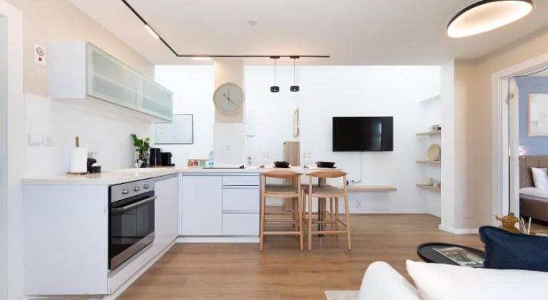 Holiday apartment with terrace | Close to Dizengoff Street — photo 4