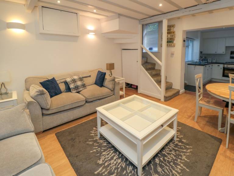 Child-friendly cottage with yard | Beach view | Close to the beach | Pets are welcome — photo 4