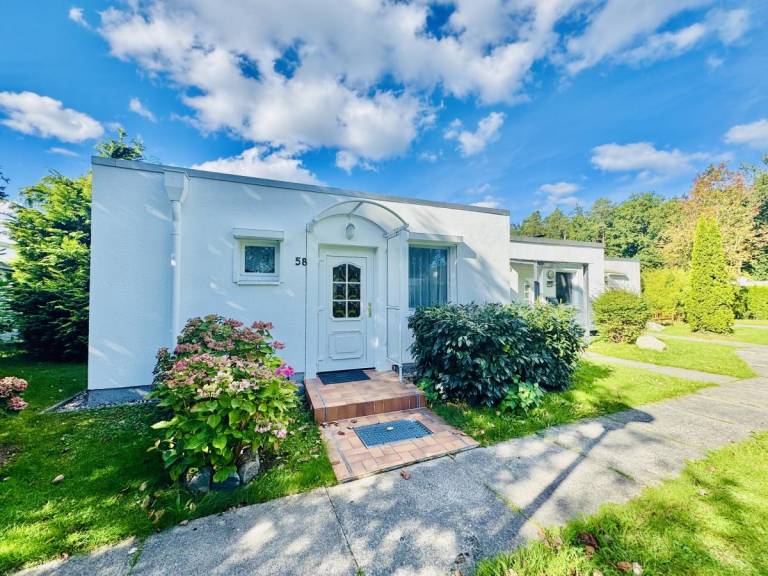 House with terrace & yard | Next to the beach | Dogs allowed in Rostock