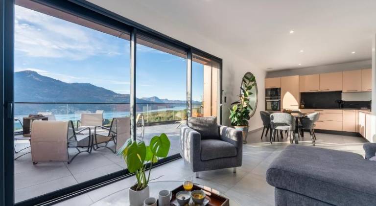 Charming serviced apartment with pool, sauna & jacuzzi | Pet-friendly — photo 2