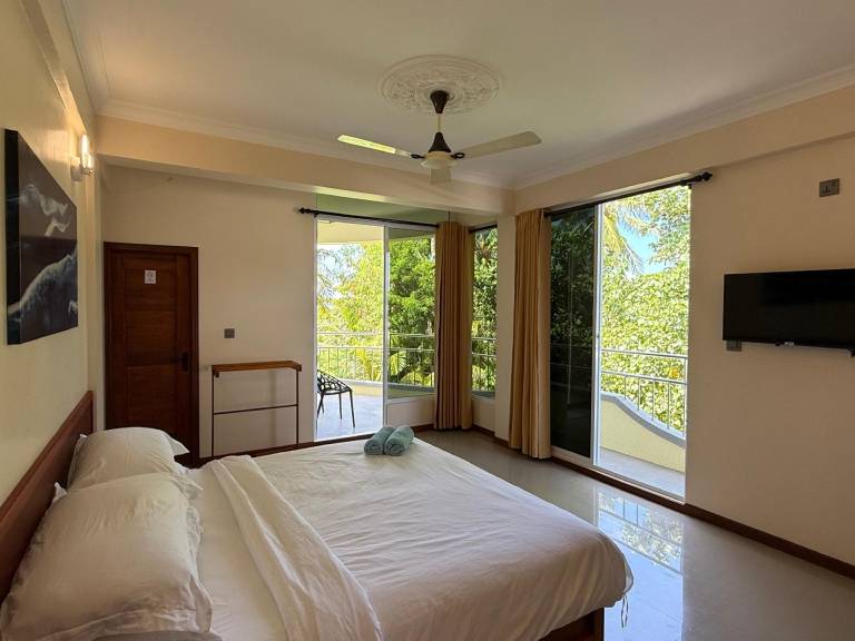 Dom Himmafushi