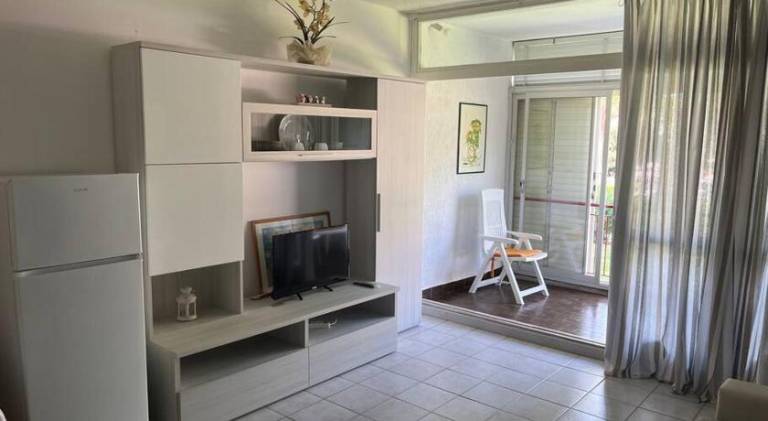 Rental apartment with pool in Bibbona