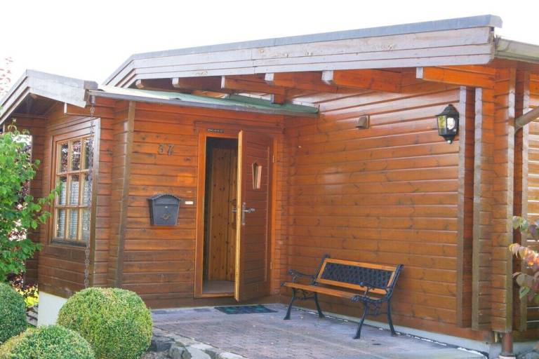 Fully equipped beautiful chalet with garden, sauna & BBQ | Dogs allowed — photo 3