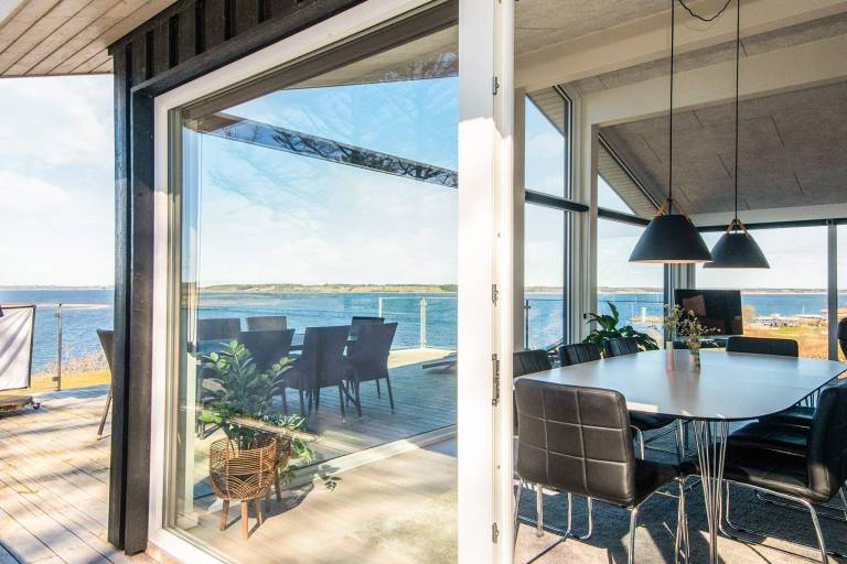 Nice vacation home with terrace | Pets allowed — photo 4