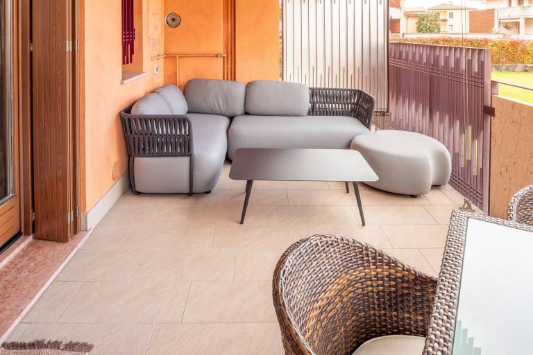 Fully equipped wonderful rental apartment with BBQ, pool & yard | Pets allowed — photo 2
