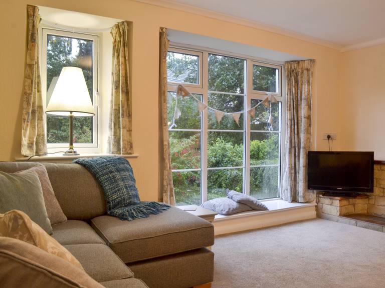 Cottage with garden | River view — photo 2