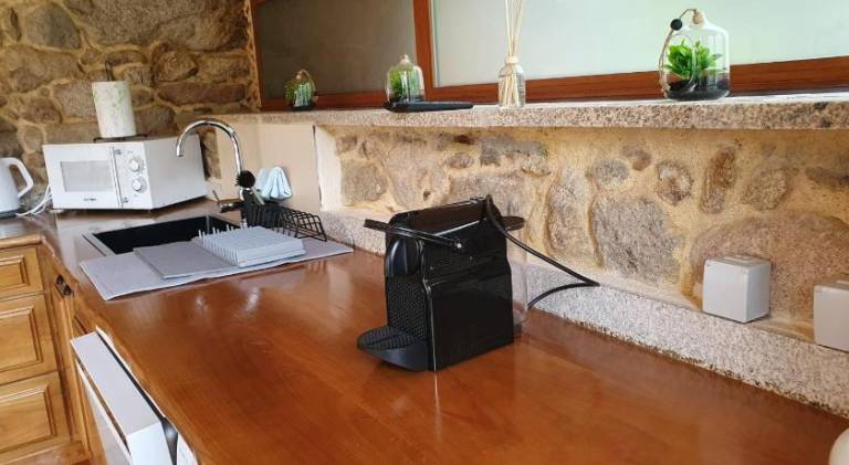 Vacation home with pool, yard & patio in Viseu