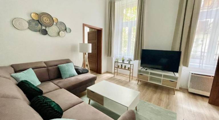 Fully equipped rental apartment | Next to St. Stephen's Basilica | Pet-friendly — photo 2