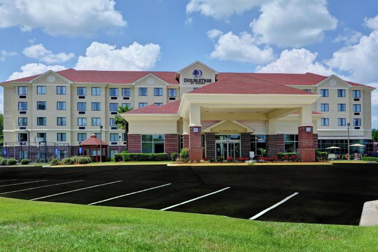 Doubletree by Hilton Hattiesburg in Hattiesburg, MS