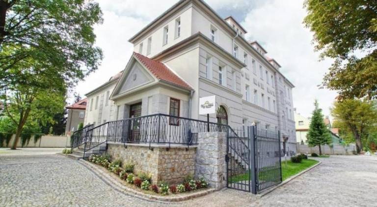 Villa La Pierre in Swidnica