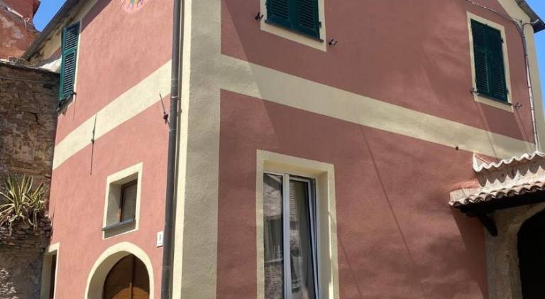 Apartment with barbecue in Laigueglia