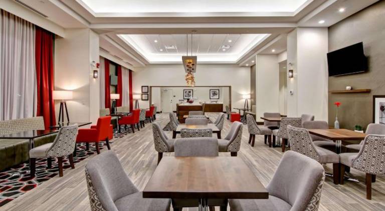 Hampton Inn & Suites by Hilton-Grande Prairie, Alberta — photo 5