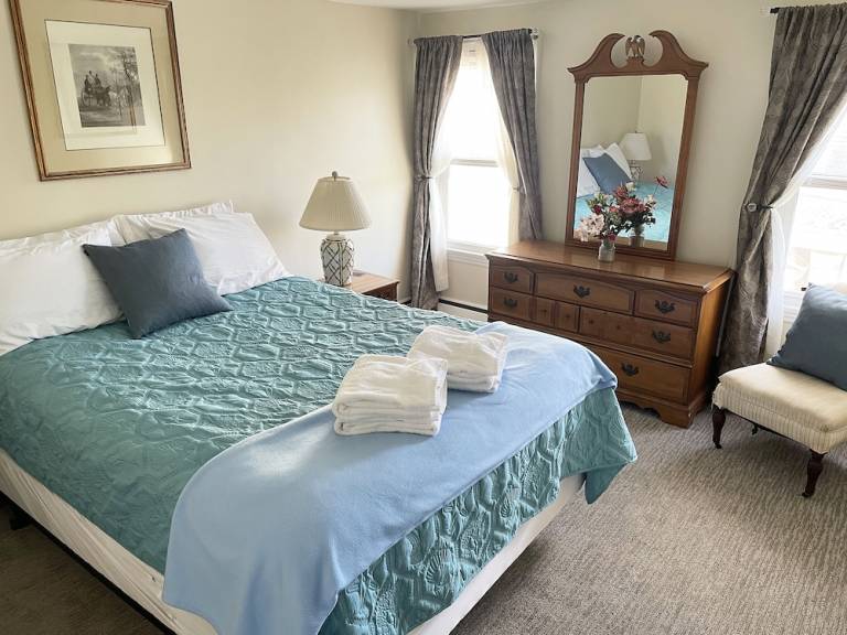 Cottage  Pine Point