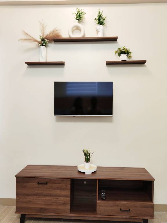 Family-oriented private room with pool | Pet-friendly — photo 3