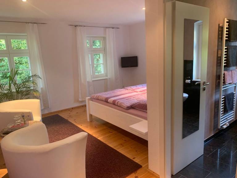 Doppelzimmer 5