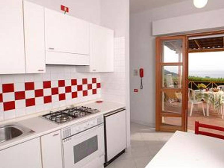 Family-friendly charming apartment with pool, grill & terrace | Pets allowed — photo 4