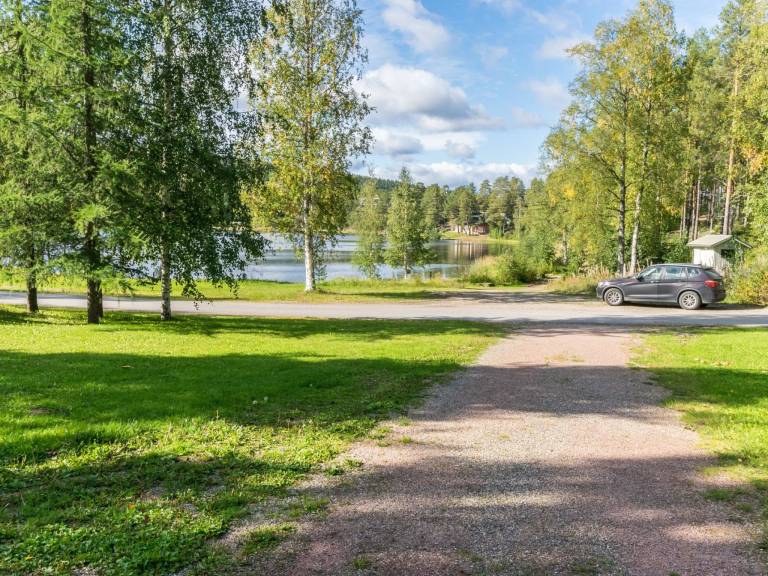 Pleasant vacation home with sauna & terrace | Nature view | Pets allowed — photo 3