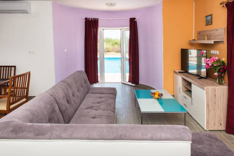 Four-bedroom house with terrace and sea view Čista Velika, Vodice (K-20234) — photo 2