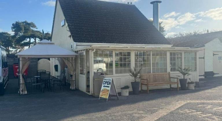 Walsh's Holiday Park - Sapphire - Coastal Caravan Breaks — photo 3