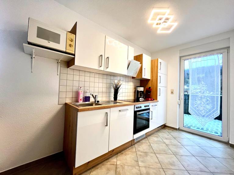 Rental apartment with patio — photo 3