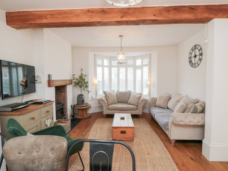 Family-friendly nice cottage with patio & garden | Dogs allowed — photo 3