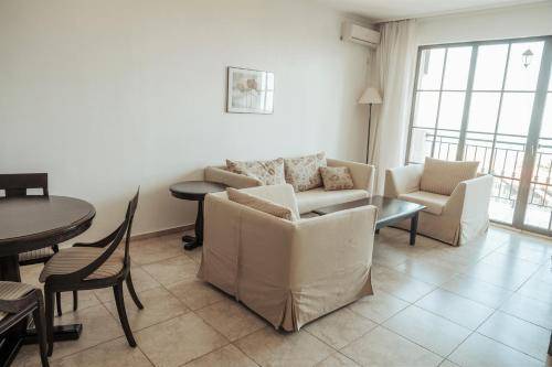 Beautiful apartment with terrace, pool & yard | Beach nearby | Pets are welcome — photo 5