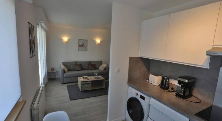 Apartment with 1 room for 5 persons — photo 3