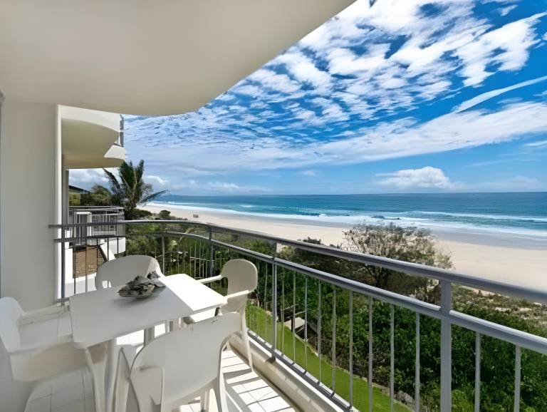 Serviced apartment  Tugun