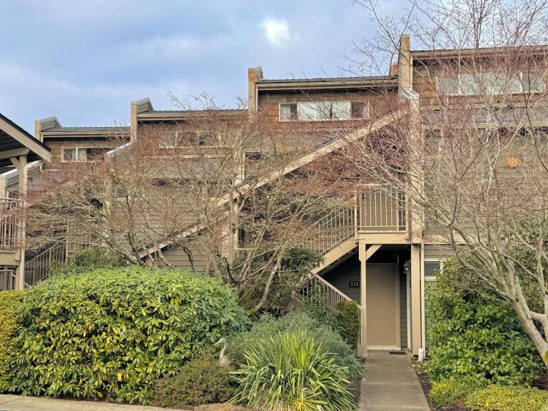 Condo  Qualicum Beach