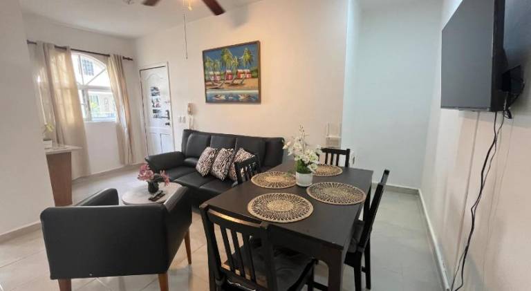 Apartment with pool & jacuzzi — photo 5