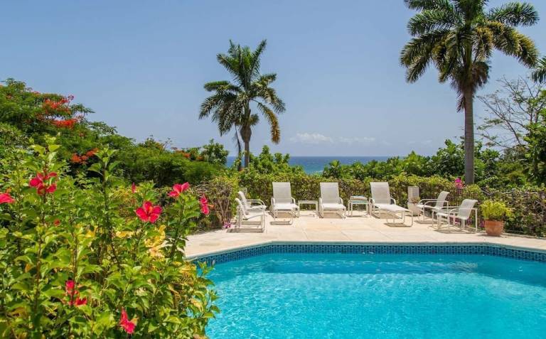 Villa Sandy Bay