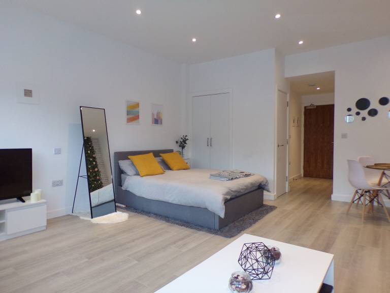 Apartment Harrow