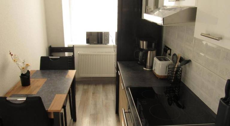 Holiday apartment with yard & barbecue — photo 4