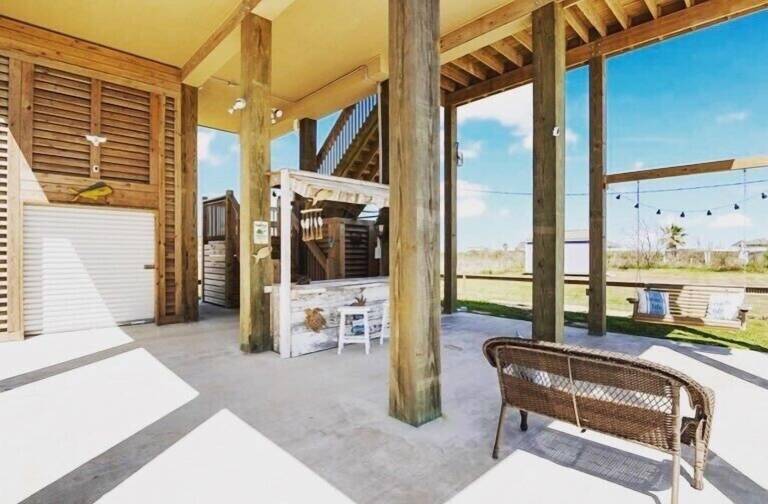 Cottage Crystal Beach