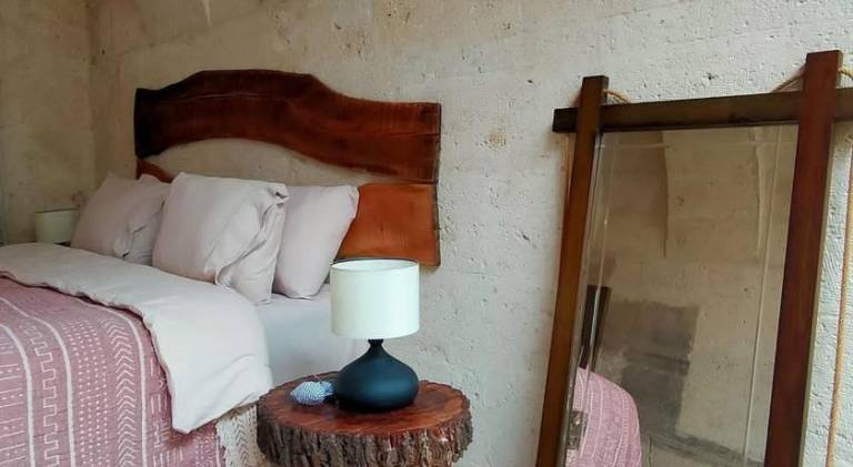 DEEP CAVE House — photo 2