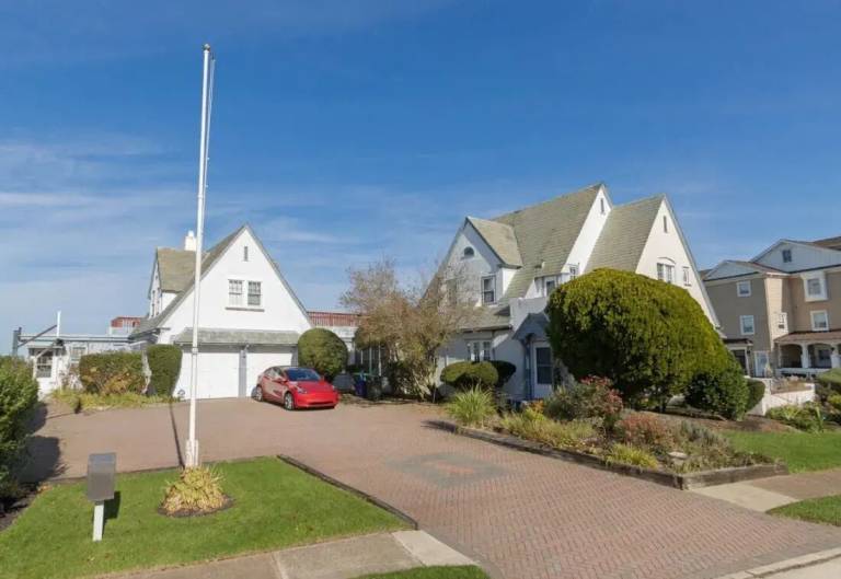 House Brigantine