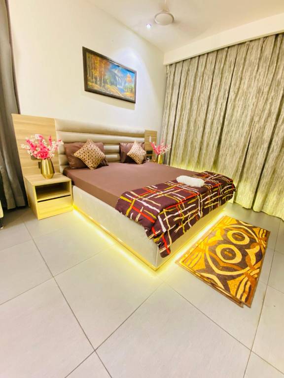 House with 1 room for 2 persons in Noida