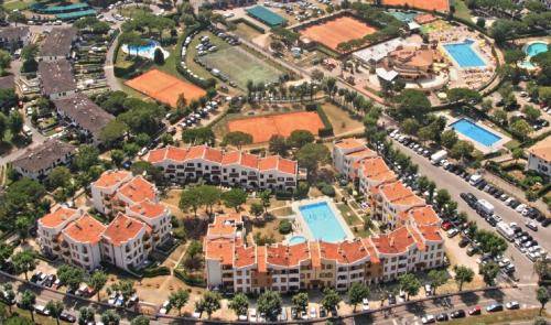 Beautiful holiday apartment with pool & garden | Close to the beach | Pet-friendly in Caorle