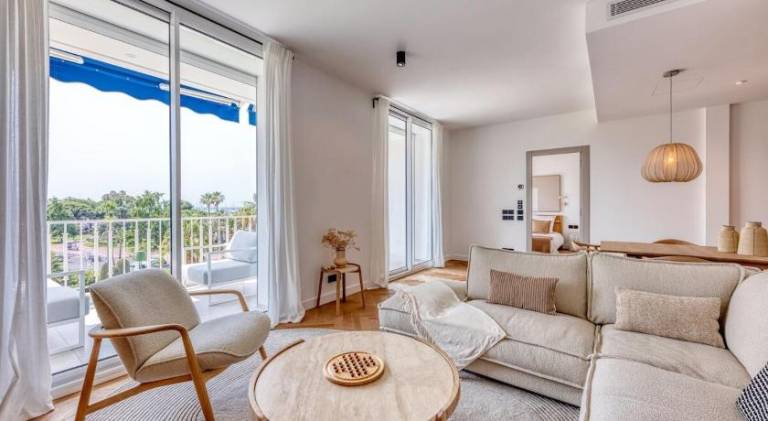 Holiday apartment with 3 rooms for 6 persons — photo 2