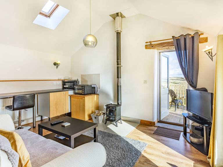 Family-friendly cottage with yard | Pets are welcome in Harrogate
